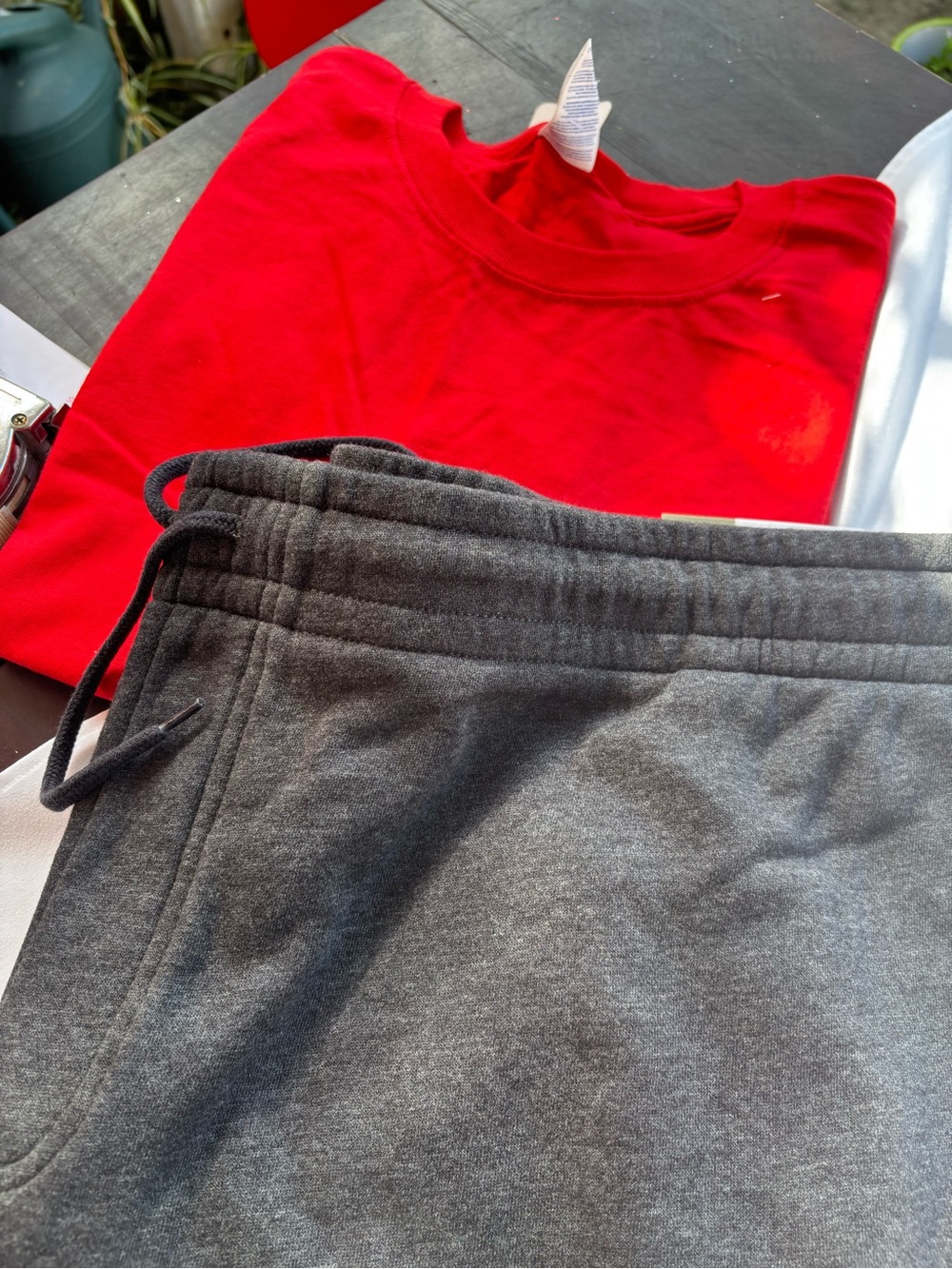 Men’s new 3Xl bundle  Gray Pull- on drawstring shirts and plain red t shirt